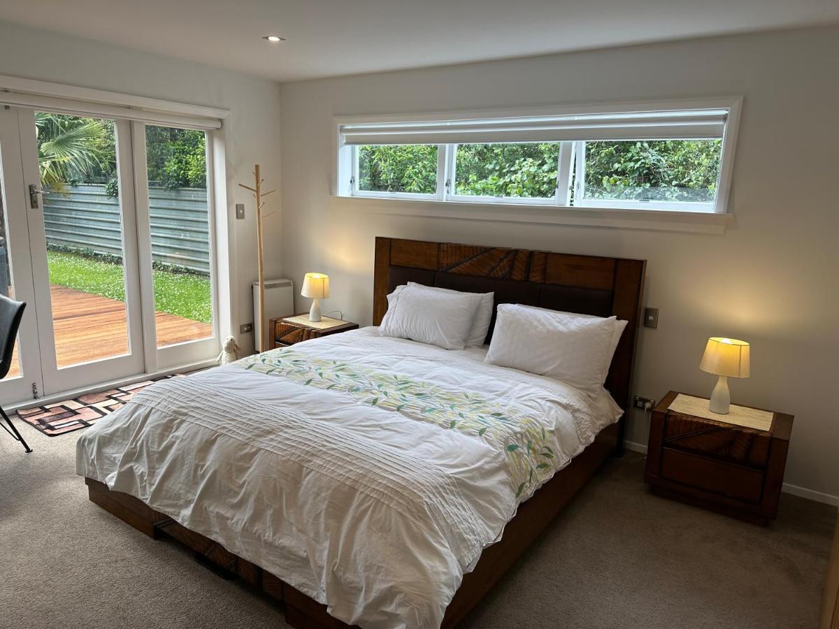 The Perfect Getaway For Two In A Large Suite Whanganui Exterior photo